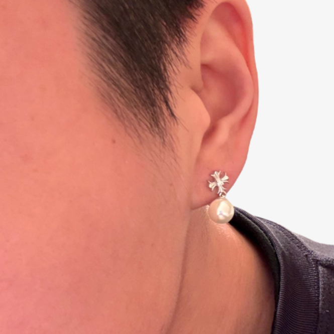 Pearl Gothic Cross Pierce【Silver925】 – AXES