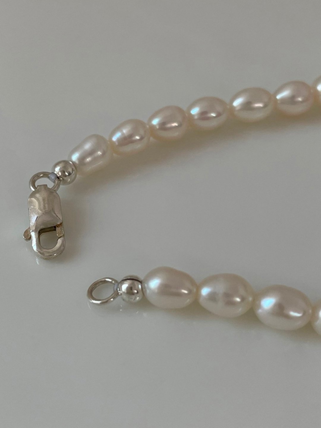 Perl Necklace ax01 - AXES