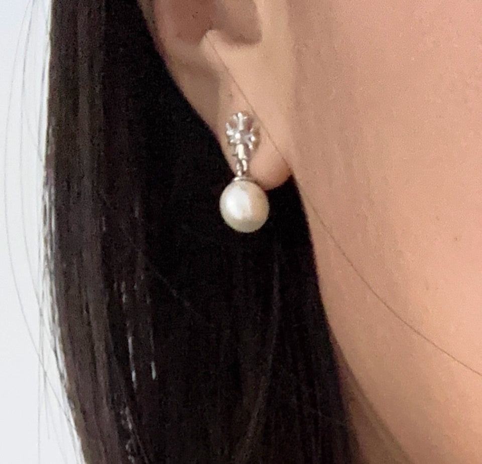 Pearl Gothic Cross Pierce【Silver925】